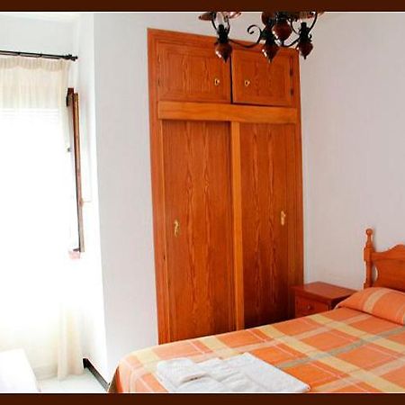 Hostal Torre De Guzman 콘일데라프론테라 외부 사진