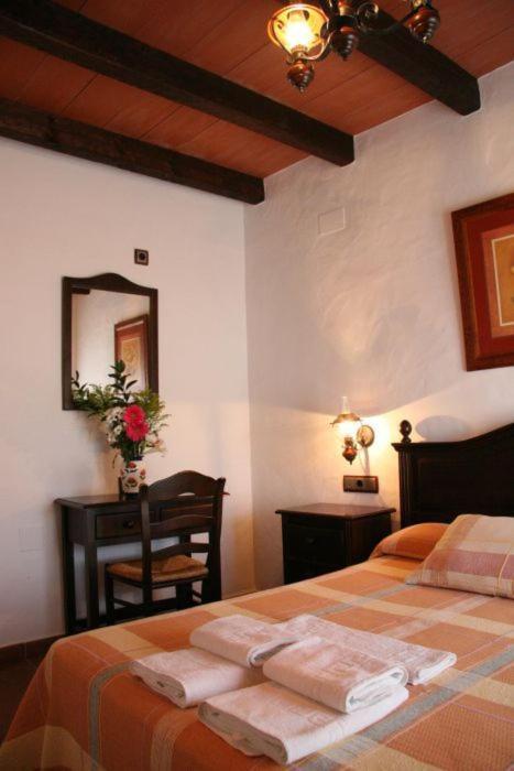 Hostal Torre De Guzman 콘일데라프론테라 외부 사진