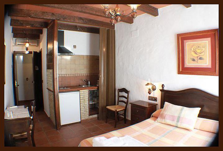 Hostal Torre De Guzman 콘일데라프론테라 외부 사진